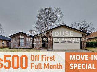 2929 Beachtree Ln, Bedford, TX 76021