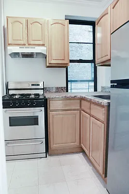 Sold by Compass | media 2