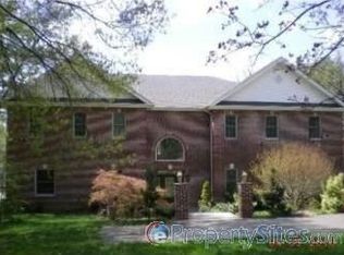 6524 Elmdale Rd, Alexandria, VA 22312