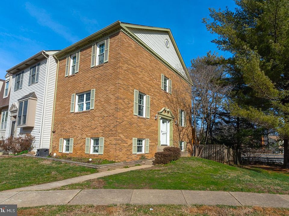 1st image of 9852 Burke Pond Ct