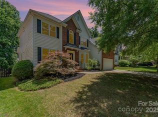 1147 Anduin Falls Dr, Charlotte, NC 28269
