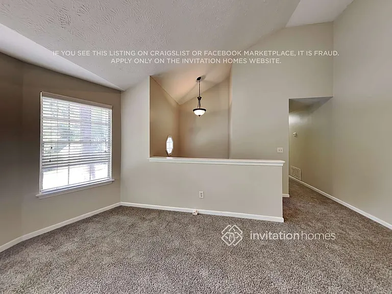 1333 Regal Heights Dr — Photo 4