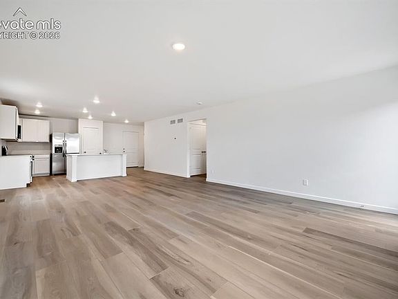 3rd image of 9121 Simmental Way