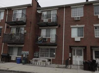 7877 81st St, Glendale, NY 11385