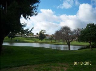 19 Greenview Dr, Carlsbad, CA 92009