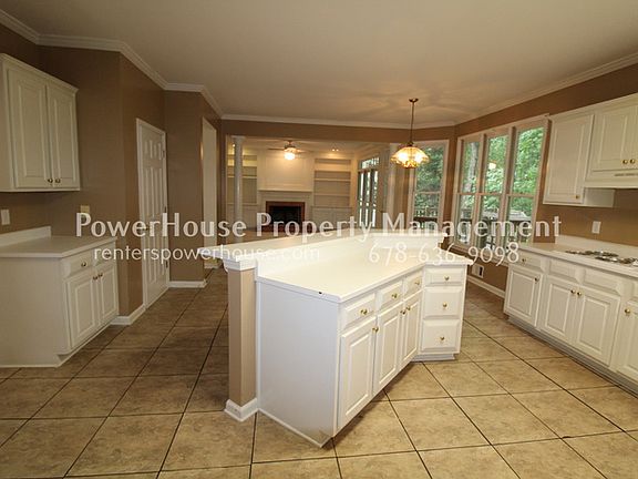 4th image of 2510 Woodbrook Ct