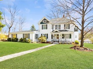 32 Bevin Blvd, East Hampton, CT 06424