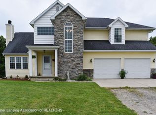 10253 W Howe Rd, Eagle, MI 48822