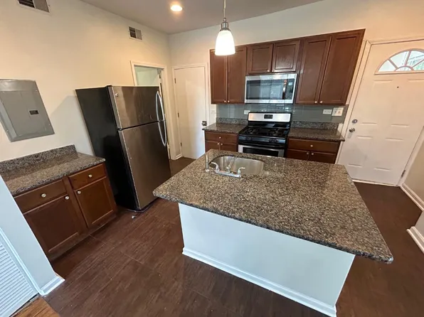 6045 S Rhodes Ave APT 1R, Chicago, IL 60637