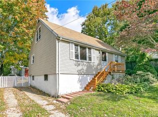 104 Moffitt St, Bridgeport, CT 06606