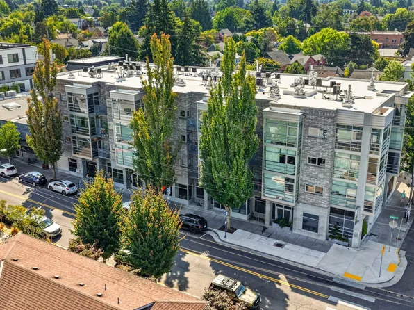 910 SE 42nd Ave Suite 420, Portland, OR 97215