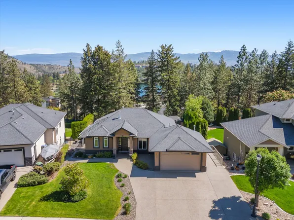 2413 Cobblestone Rd, West Kelowna, BC V4T 3A7