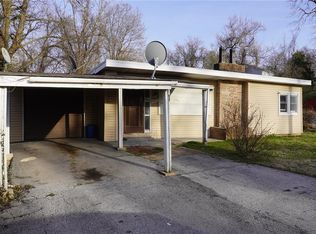 9922 Lilac Dr, Saint Louis, MO