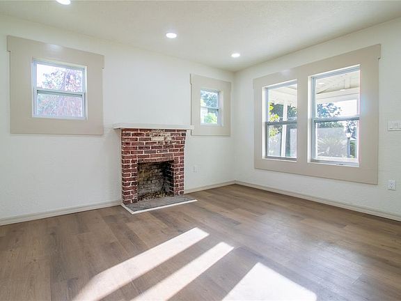 5th image of 14022 4TH STREET
