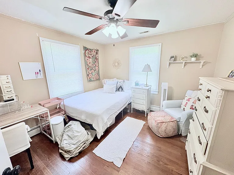 266 Riggs Dr — Photo 9