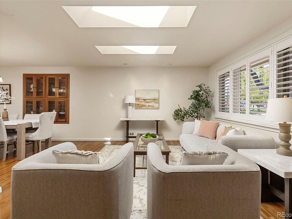 1st image of 221 Magnolia Street