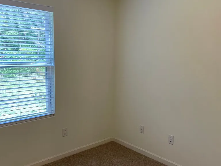 75 SW Shamrock Dr — Photo 36
