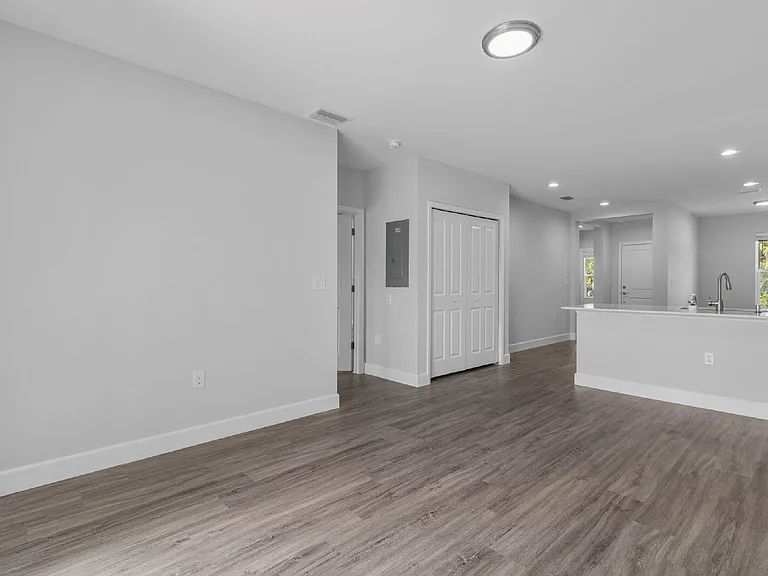 2226 Hilton St — Photo 8
