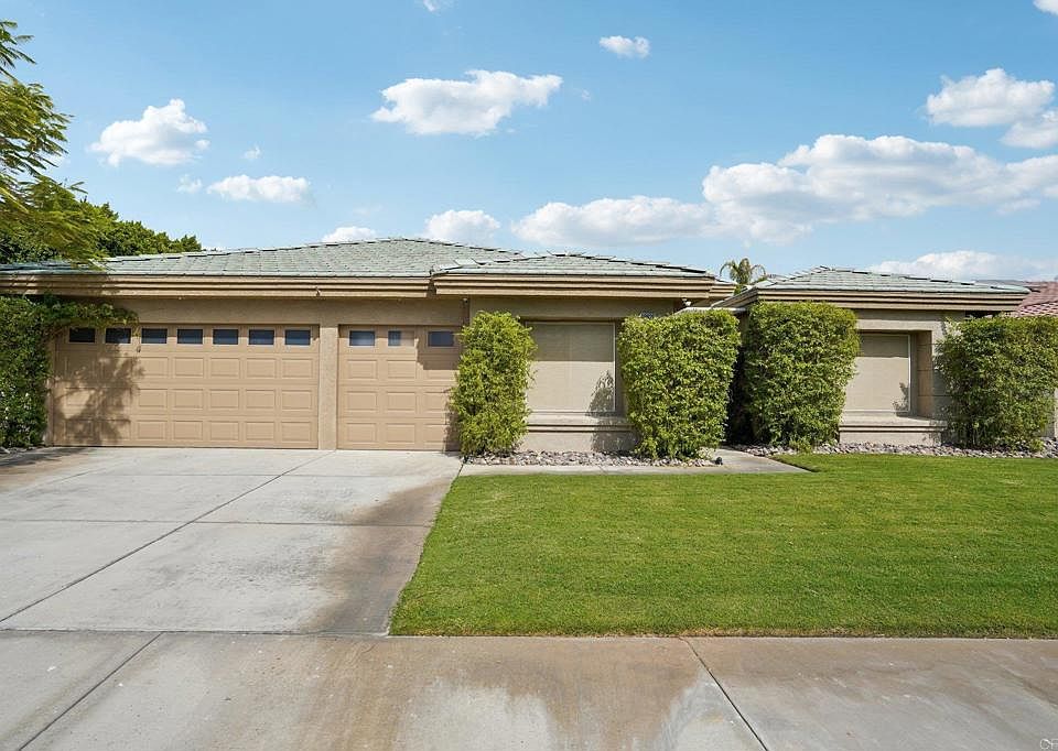 1st image of 40620 Baranda Ct