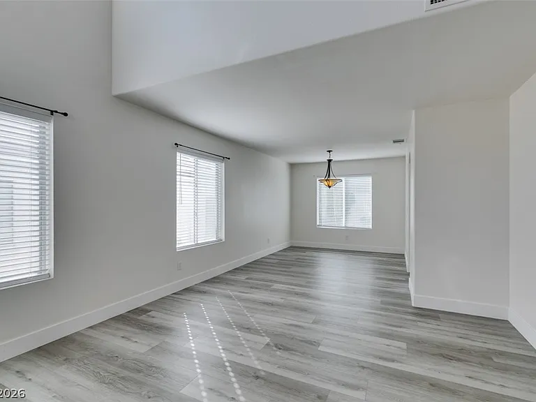 9321 Copper Bay Ave — Photo 10
