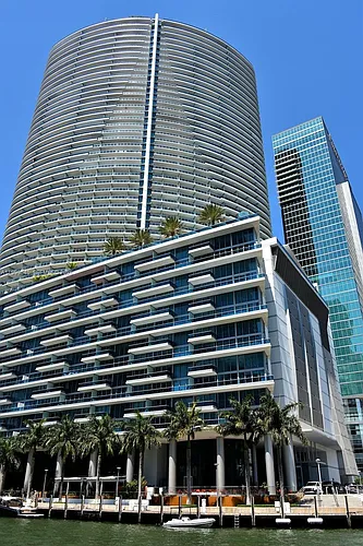 200 Biscayne Boulevard Way #3911 Photo 1