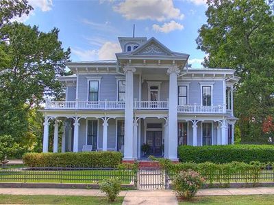 327 S Dixon St, Gainesville, TX, 76240