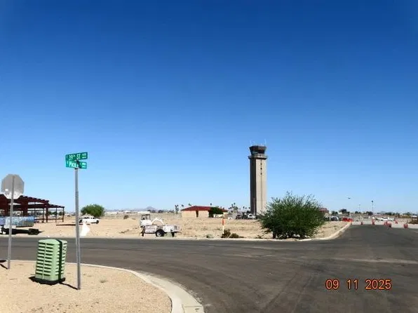800 E 39th St, Yuma, AZ 85365