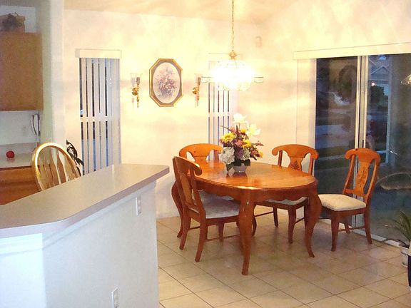5th image of 306 Seville Pointe Ave