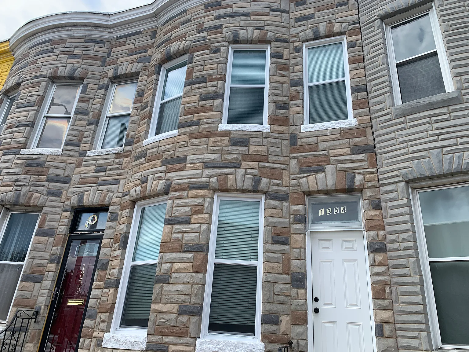 3 bed, 1152 sqft, $1,550 — Photo 1