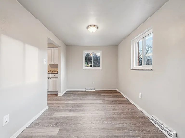 651 Wendel Rd #B — Photo 3