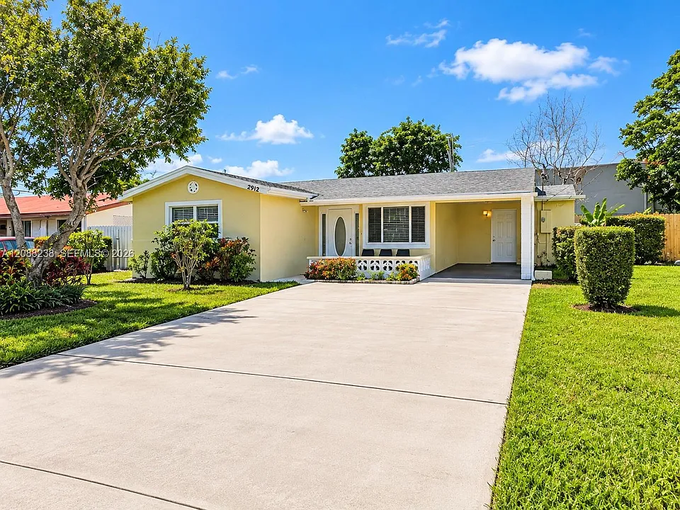 2912 Sunshine Blvd