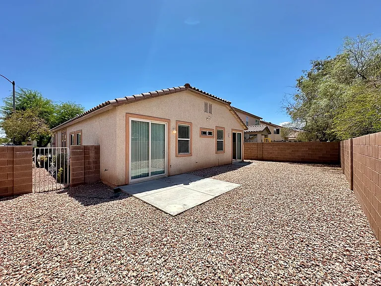 11227 Accademia Ct — Photo 21