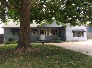 2869 S Mosley St, Wichita, KS 67216