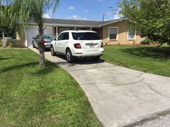 1627 SE 20th St, Cape Coral, FL 33990