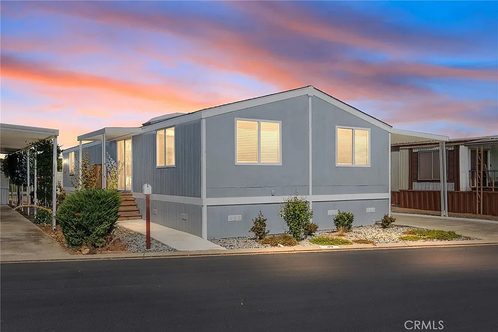 2240 Golden Oak Ln Space 49 photo 1