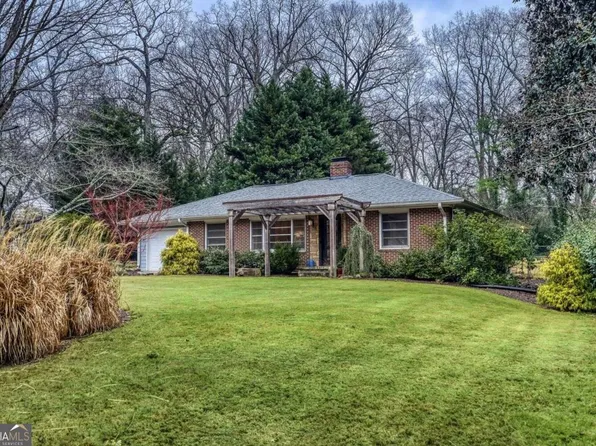 905 Milam Cir, Clarkston, GA 30021