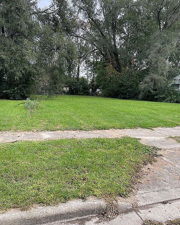 2nd image of 1715 N 23rd St