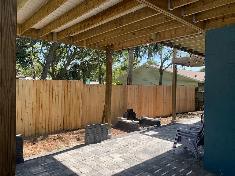 2101 S Flagler Ave — Photo 14