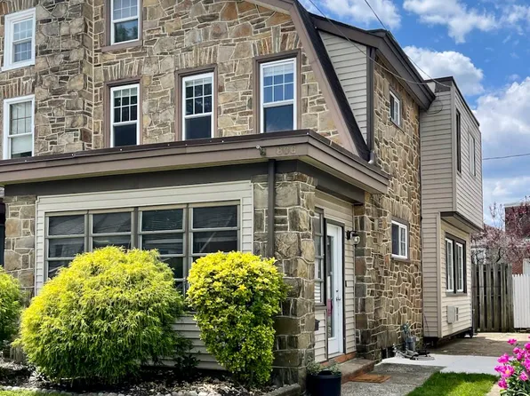 806 W 24th St, Wilmington, DE 19802