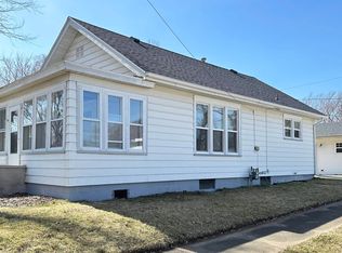 301 Minch St, South Pekin, IL