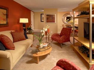 7901 Mandan Rd APT 304, Greenbelt, MD 20770