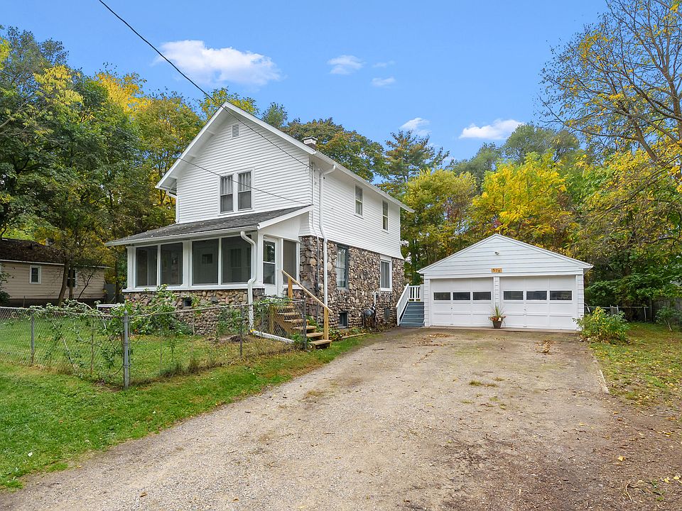 1st image of 570 Harway Ave