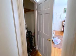 9 Buckingham St #1, Somerville, MA 02143