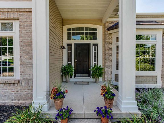 3rd image of 2553 Atwater Hills Dr NE