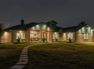 1890 Whila Way, Alvin, TX 77511