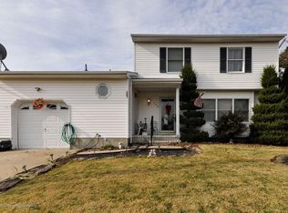 1328 Mermaid Ave, Beachwood, NJ 08722