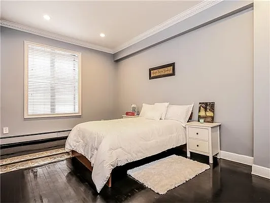 Sold by Avenue Sotheby's International Realty | media 13