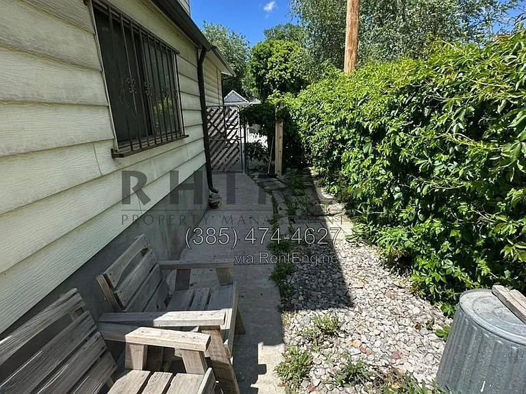 825 W Arapahoe Ave #B — Photo 14