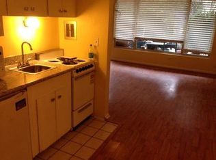 2215 Eastlake Ave E #111, Seattle, WA 98102