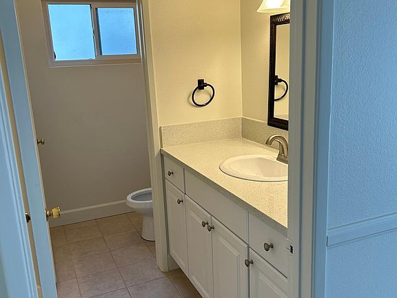 5th image of 157 4th Ave Unit B